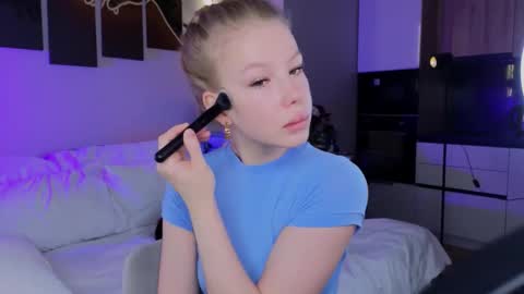 Snapshot of emily_shepard chatting on 3, 4, 2026 emily shepard online show from 3, 4, 2026