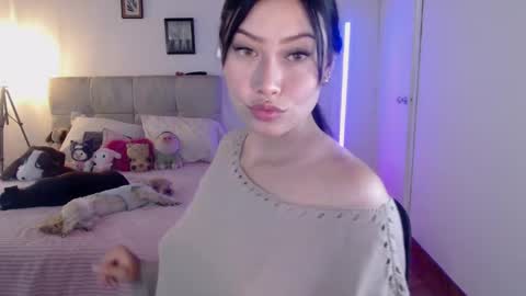 Snapshot of emily_swan_04 chatting on 24, 1, 2025 Emily Swan online show from 24, 1, 2025