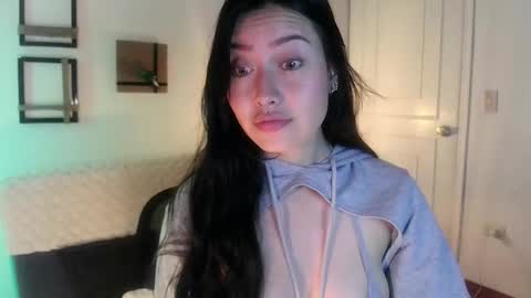 Snapshot of emily_swan_04 chatting on 20, 2, 2025 Emily Swan online show from 20, 2, 2025