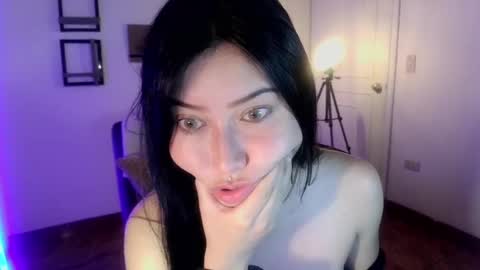 Snapshot of emily_swan_04 chatting on 21, 2, 2025 Emily Swan online show from 21, 2, 2025