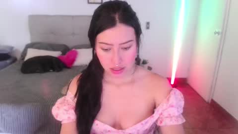 Snapshot of emily_swan_04 chatting on 10, 3, 2025 Emily Swan online show from 10, 3, 2025