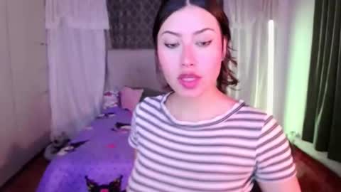 Snapshot of emily_swan_04 chatting on 15, 3, 2026 Emily Swan online show from 15, 3, 2026