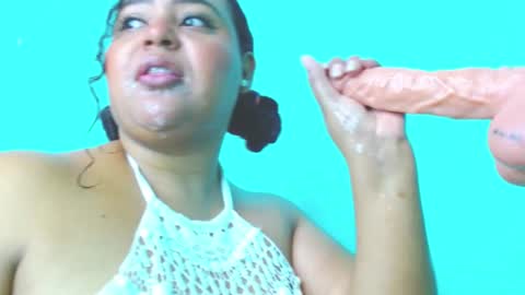 Snapshot of emily_sweet_23 chatting on 5, 1, 2025 Liss online show from 5, 1, 2025
