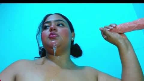 Snapshot of emily_sweet_23 chatting on 11, 4, 2026 Liss online show from 11, 4, 2026