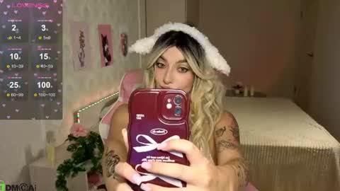 Snapshot of emily_tyler19 chatting on 20, 6, 2026 Emily online show from 20, 6, 2026