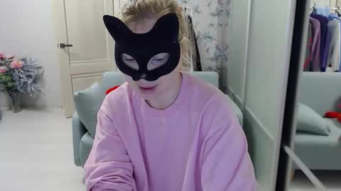 Snapshot of emily_york18 chatting on 3, 3, 2026 Emily online show from 3, 3, 2026