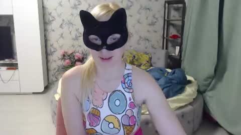 Emily online show from 22, 7, 2026
