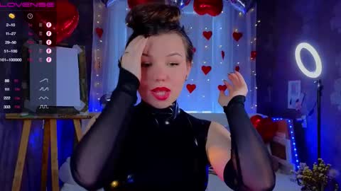 Snapshot of emilyart_ chatting on 15, 2, 2025 artist Emily online show from 15, 2, 2025