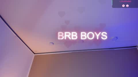 Snapshot of emilyboobss chatting on 8, 10, 2025 Emily online show from 8, 10, 2025