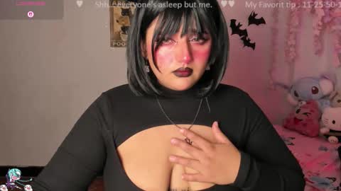 Snapshot of emilycollei chatting on 22, 10, 2025 Emily online show from 22, 10, 2025