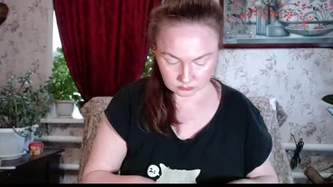Snapshot of emilydoth chatting on 5, 5, 2026 EmilyDoth online show from 5, 5, 2026