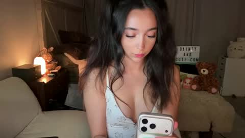 emilyfawn online show from 17, 5, 2026