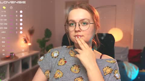 Snapshot of emilyforelsket chatting on 8, 12, 2024 Emily online show from 8, 12, 2024