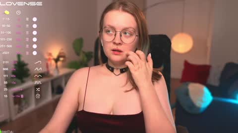 Snapshot of emilyforelsket chatting on 19, 1, 2025 Emily online show from 19, 1, 2025