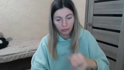 emilyfork online show from 23, 9, 2025