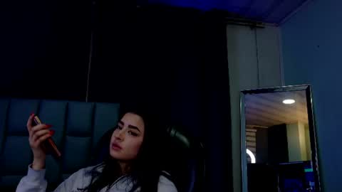 Snapshot of emilygh1_ chatting on 14, 6, 2026 Emily online show from 14, 6, 2026