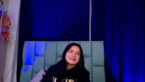 Snapshot of emilygh1_ chatting on 27, 6, 2026 Emily online show from 27, 6, 2026
