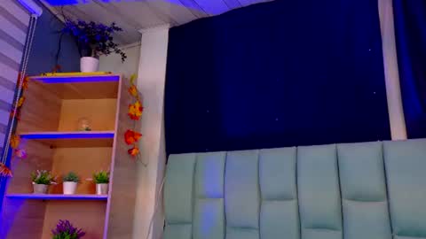 Snapshot of emilygh1_ chatting on 5, 7, 2026 Emily online show from 5, 7, 2026