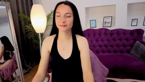 emilygreyy__ online show from 7, 6, 2026