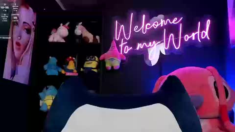 Emily Jhonson online show from 11, 3, 2026