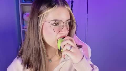 VALEEEN online show from 15, 10, 2025