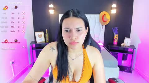Snapshot of emilymorgan__ chatting on 21, 4, 2026 emilymorgan__ online show from 21, 4, 2026