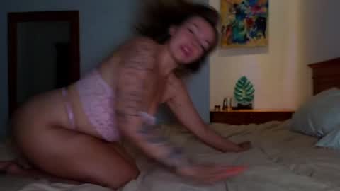 Emily Robbie online show from 3, 6, 2026