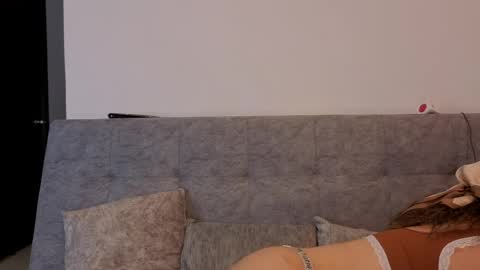 Snapshot of emilyrousex chatting on 5, 5, 2026 emilyrousex online show from 5, 5, 2026