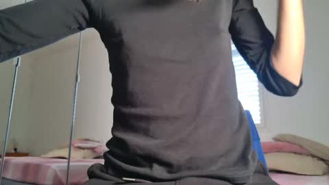 Snapshot of emilyweed chatting on 19, 3, 2026 Emily ---- online show from 19, 3, 2026