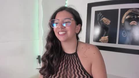 emilyy_cooperr online show from 22, 9, 2025