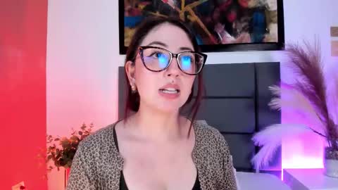 Snapshot of emilyywatson chatting on 20, 2, 2026 Emilyy Watson online show from 20, 2, 2026