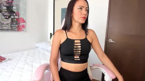 L i a    time online 7am - 1pm Gtm-5  online show from 6, 11, 2025