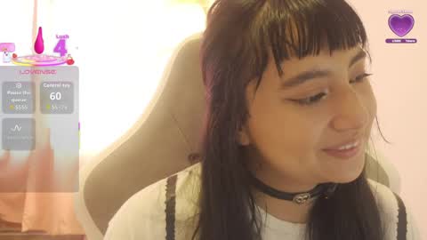 Snapshot of emitaa17228 chatting on 31, 3, 2026 emma online show from 31, 3, 2026