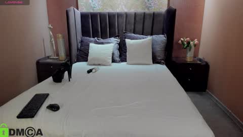 Snapshot of emm_quince chatting on 12, 1, 2025 Emm online show from 12, 1, 2025