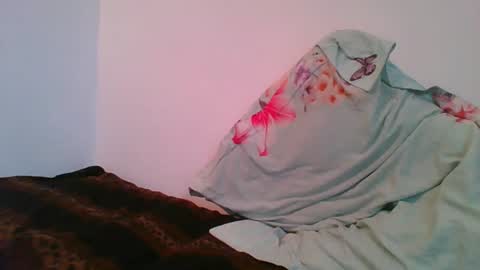 Snapshot of emma3119 chatting on 7, 12, 2024 emma online show from 7, 12, 2024