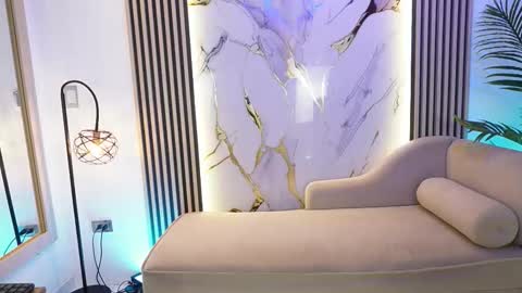 emma__walkerr_ online show from 28, 2, 2026