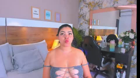 Snapshot of emma_bakker_ chatting on 13, 4, 2026 Emma online show from 13, 4, 2026