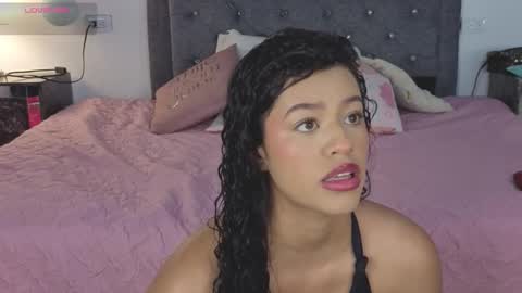 Snapshot of emma_blake__ chatting on 26, 11, 2025 Emma online show from 26, 11, 2025