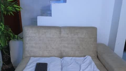 Snapshot of emma_blue_ chatting on 13, 11, 2025 Emma Blue modelo independiente online show from 13, 11, 2025