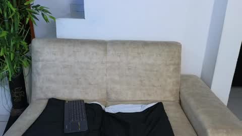 Snapshot of emma_blue_ chatting on 15, 4, 2026 Emma Blue modelo independiente online show from 15, 4, 2026