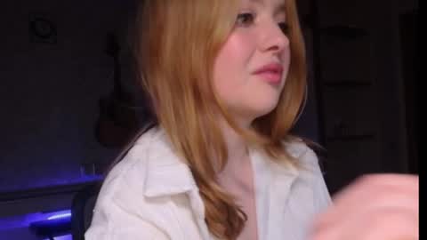 Emma and July online show from 20, 5, 2026