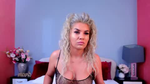 Snapshot of emma_clairex chatting on 23, 6, 2026 Emma online show from 23, 6, 2026
