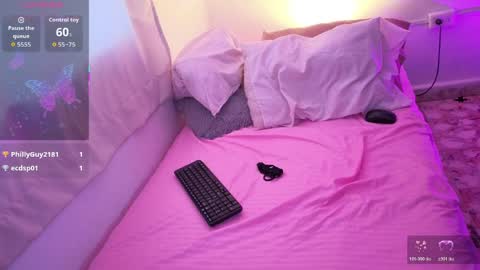 Snapshot of emma_couper03 chatting on 28, 3, 2026 Emma online show from 28, 3, 2026