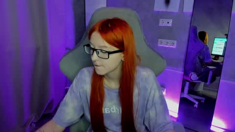 Snapshot of emma_dusk chatting on 27, 3, 2026 Emma online show from 27, 3, 2026