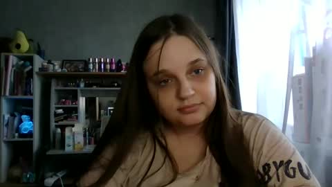 Snapshot of emma_emmochka chatting on 20, 4, 2026 emma_emmochka online show from 20, 4, 2026