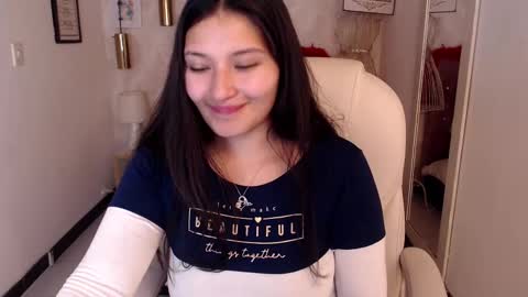 Snapshot of emma_garciaa_ chatting on 1, 3, 2025 emma online show from 1, 3, 2025