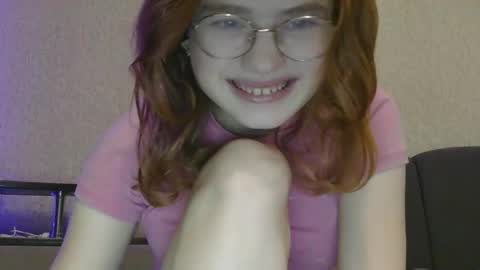 Snapshot of emma_gardens chatting on 21, 12, 2025 emma_gardens online show from 21, 12, 2025