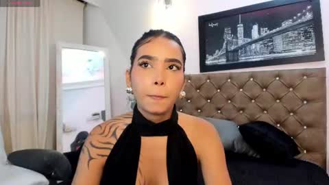 Snapshot of emma_hamilton_ chatting on 6, 7, 2026 emma_hamilton_ online show from 6, 7, 2026