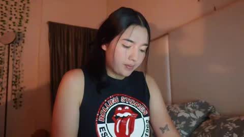 emma_johnson_ online show from 23, 1, 2025