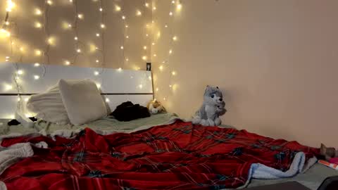 emma_just online show from 28, 2, 2025